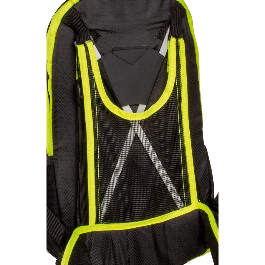 M-Wave Rough Ride 15L Hydration Bag Volume: 15L Bladder: No Yellow
