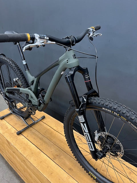 Evil Offering Small Custom Build