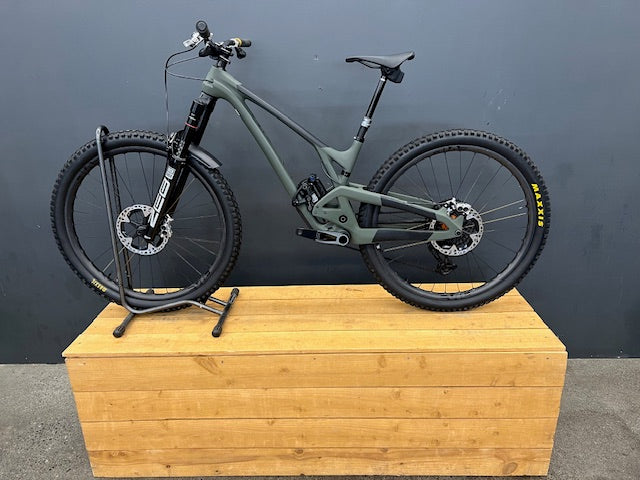 Evil Offering Small Custom Build