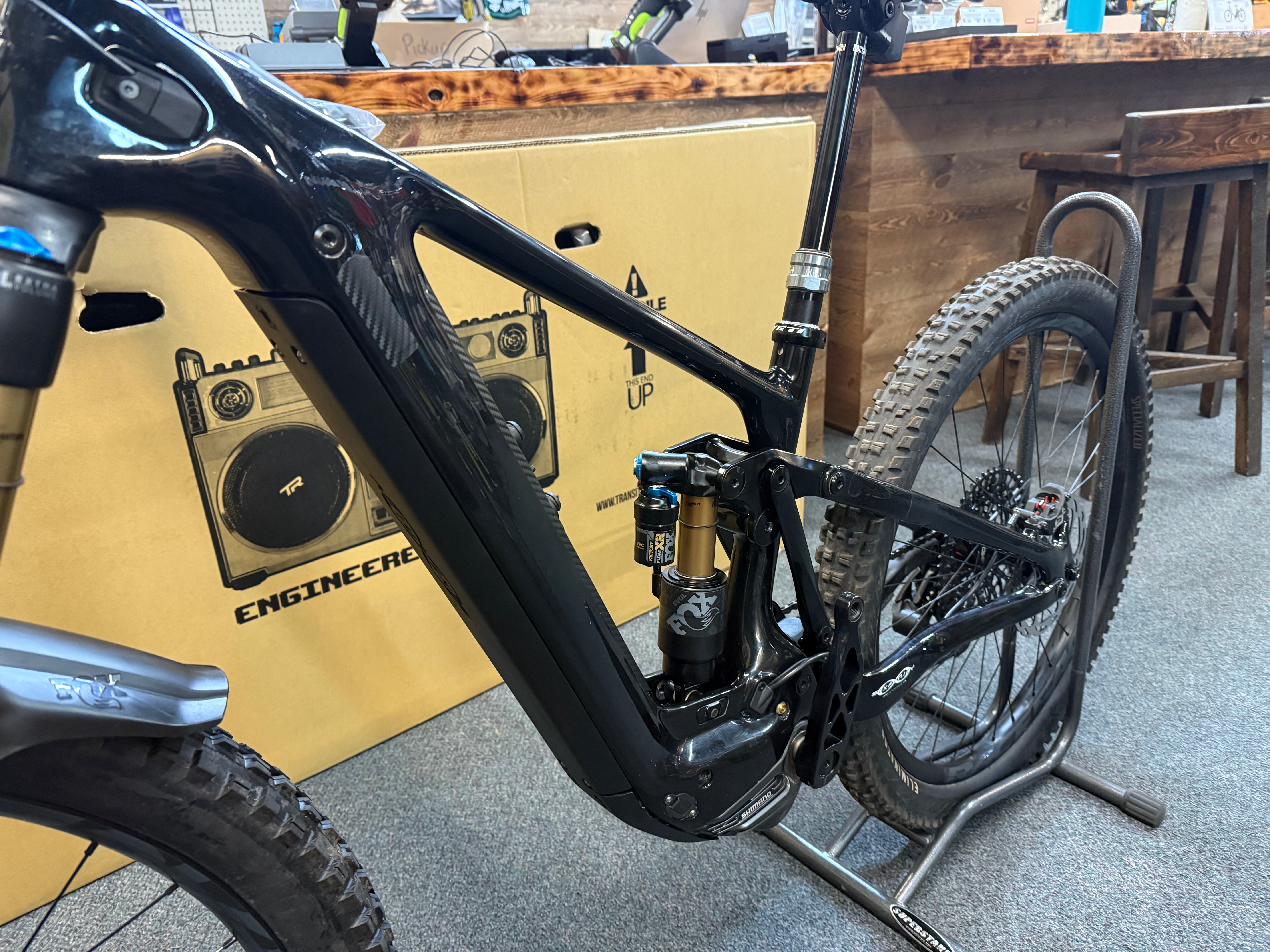 Yeti 160E T-Series Small 29/27.5 Custom Build Black