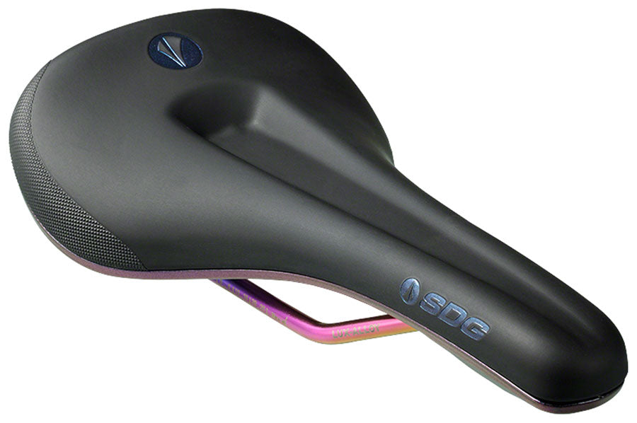 SDG Bel-Air V3 Max Saddle Lux-Alloy Rails Black/Oil-Slic