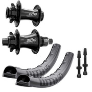 Wheel Shop WTB CZR i30 Carbon / SRAM 900 Wheel Front and Rear 29 / 622 Holes: 32 F: 15x110mm R: 12x148mm Disc IS 6-bolt SRAM XD Pair