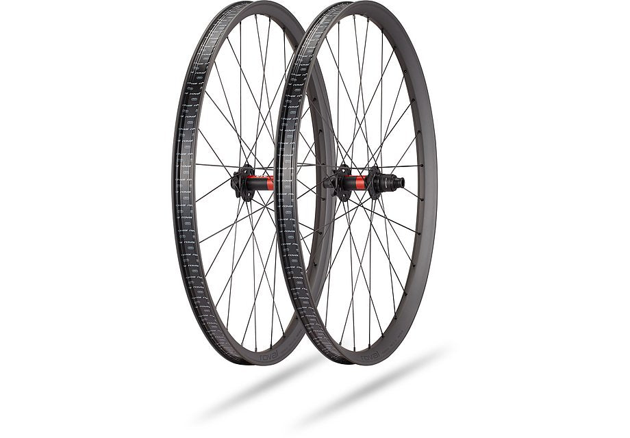 Specialized traverse hd 240 wheel satin carbon/gloss black 29 front 28h