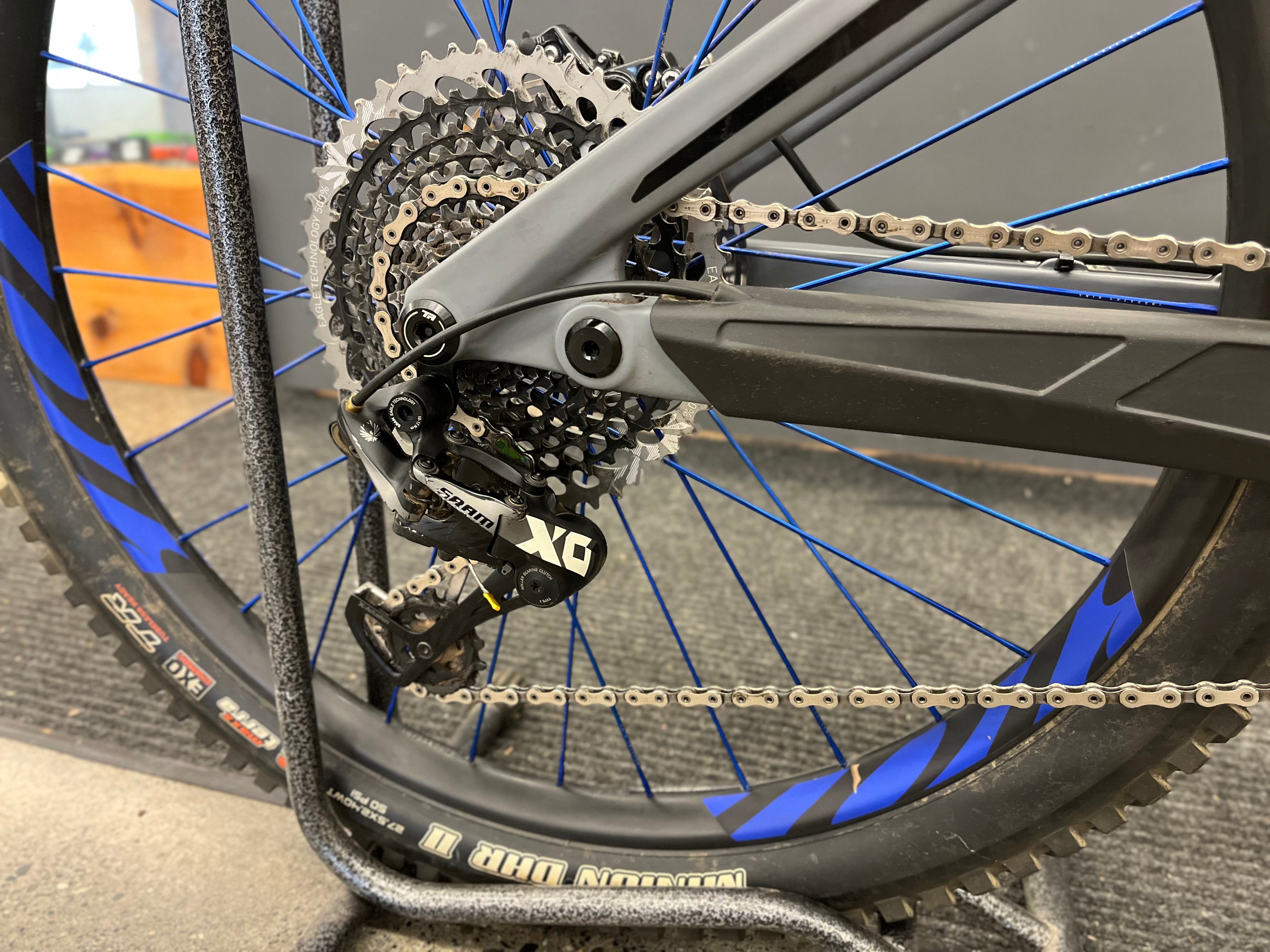 USED Transition Patrol Small Grey / Push Ind / Cane Creek E Wings / Cascade Link / XO / I9-Ibis Carbon Wheels / Code RSC / Chris King BB