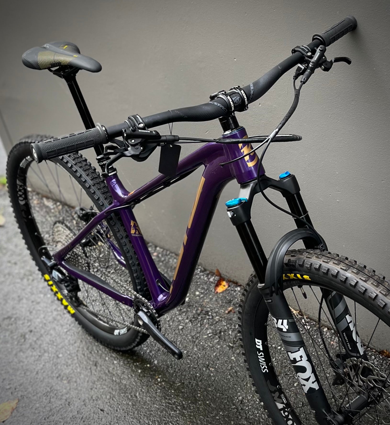 Kona 2020 Honzo DL Custom SLX / Fox Medium Purple