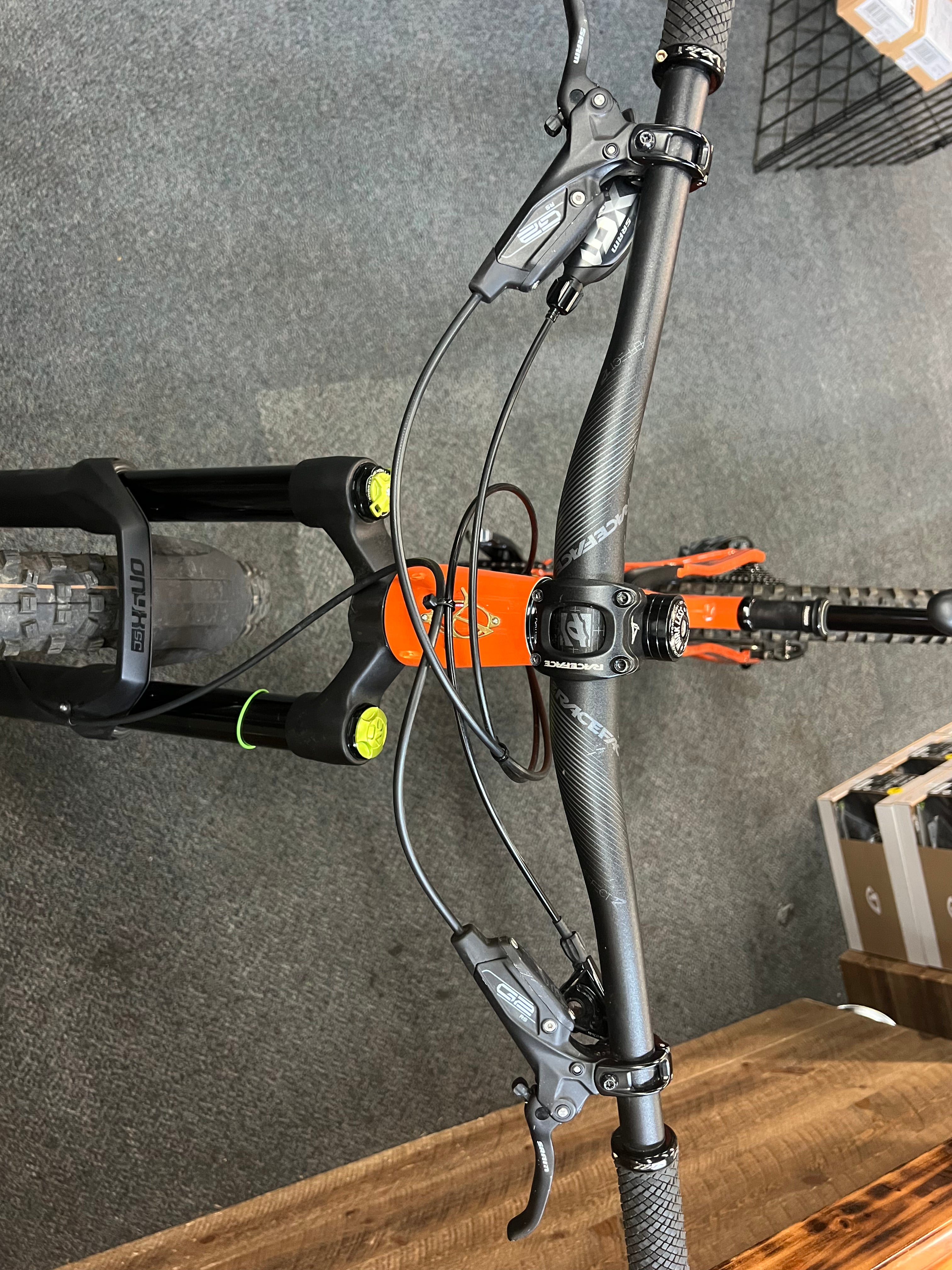 Ripmo AF DVO/Custom Medium Orange