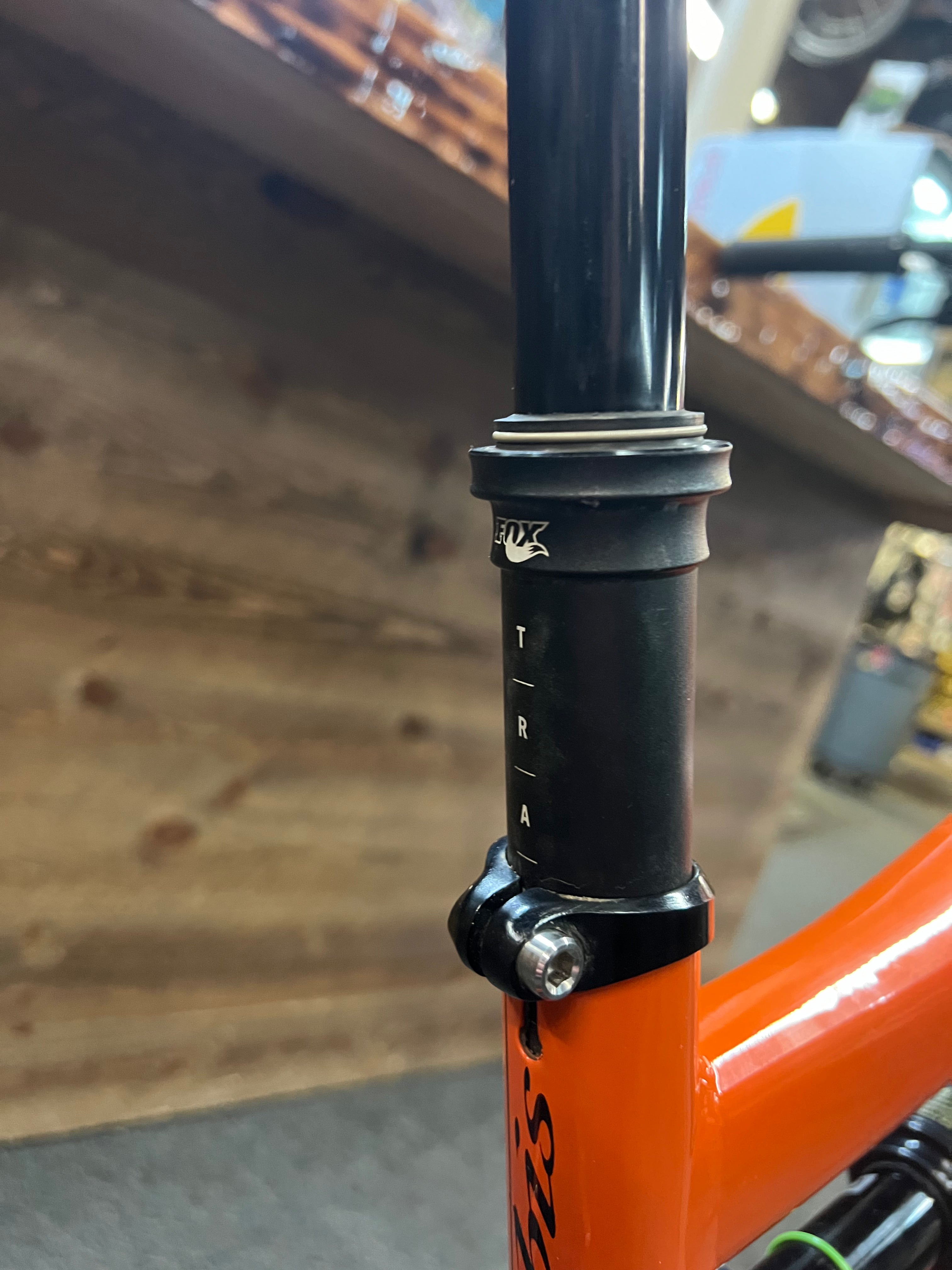 Ripmo AF DVO/Custom Medium Orange