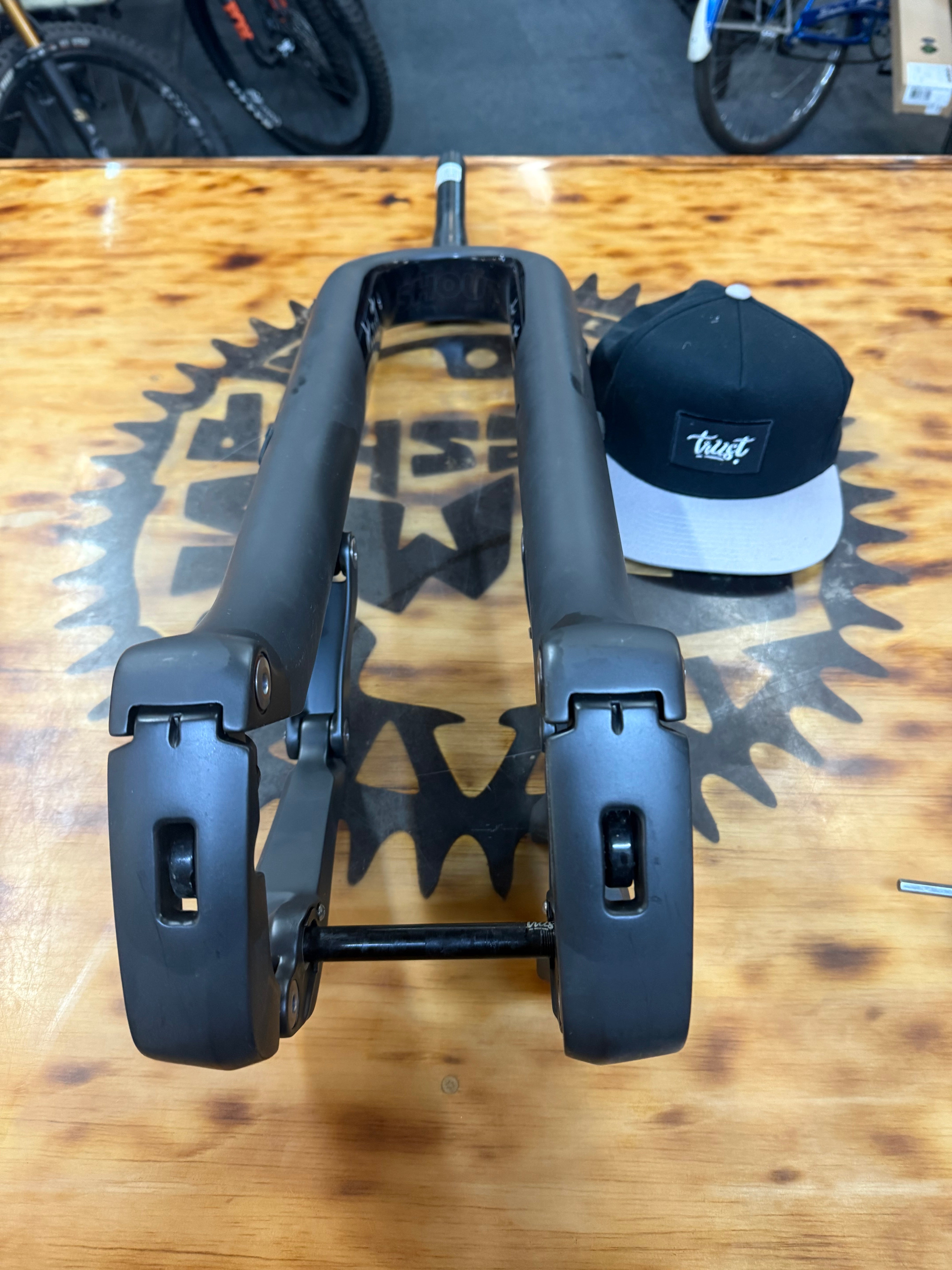Used Trust Fork Shout 29 Carbon