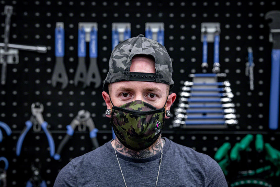 Muc-Off Reusable Face Mask - Woodland Camo Small